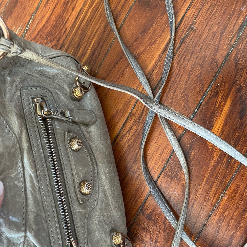 Balenciaga grey crossbody bag - Picture 7 of 7